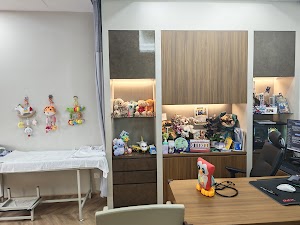 Dr Goh Chuan Yong (Infant & Child Specialist)儿科医生 Paediatric Clinic at Gleneagles Hospital Johor place picture